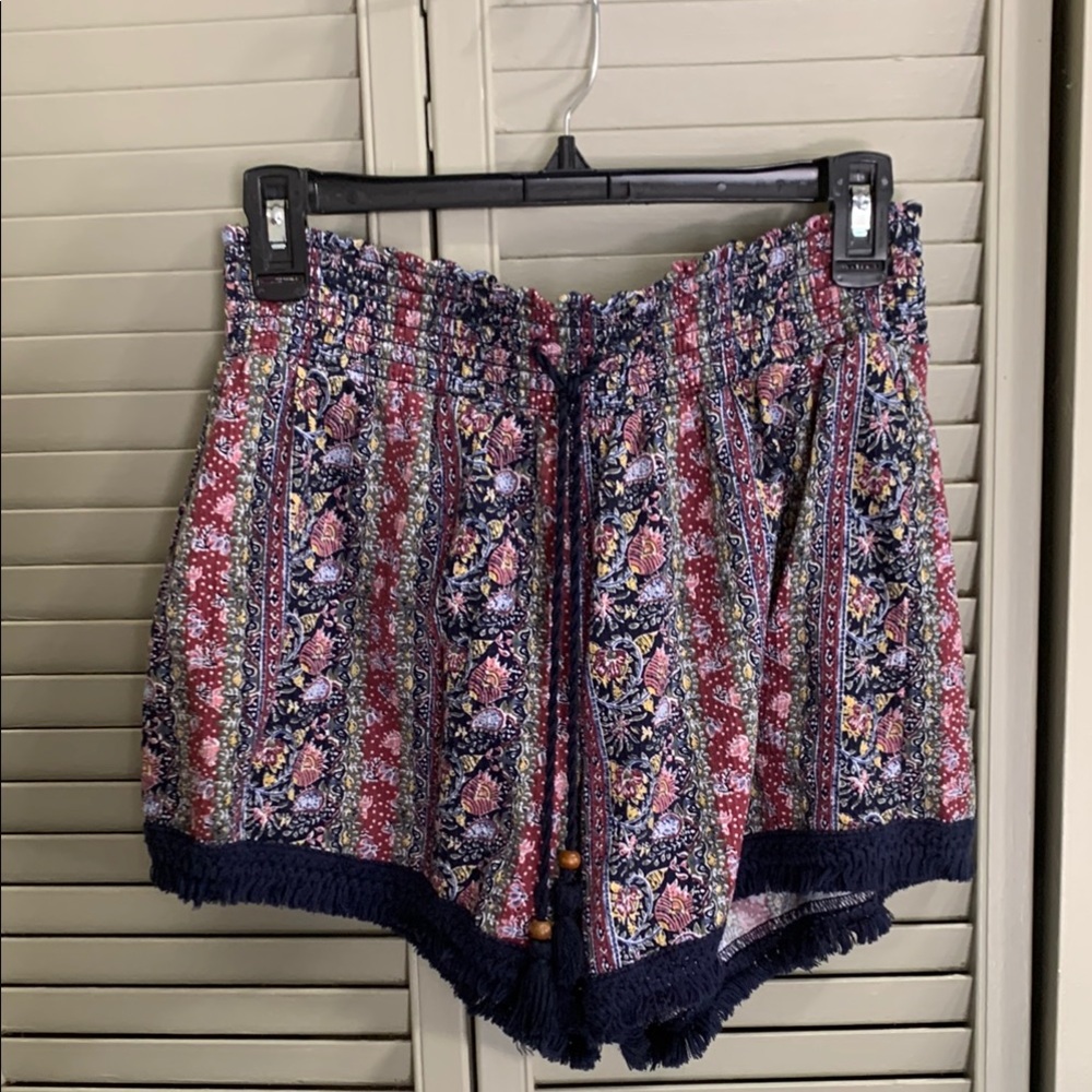 High Waist Blue and Red Floral Print Shorts with Elastic Waistband